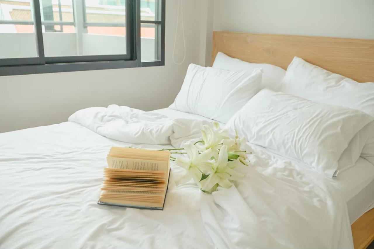 Yakthai Poshtel Bangkok Ngoại thất bức ảnh