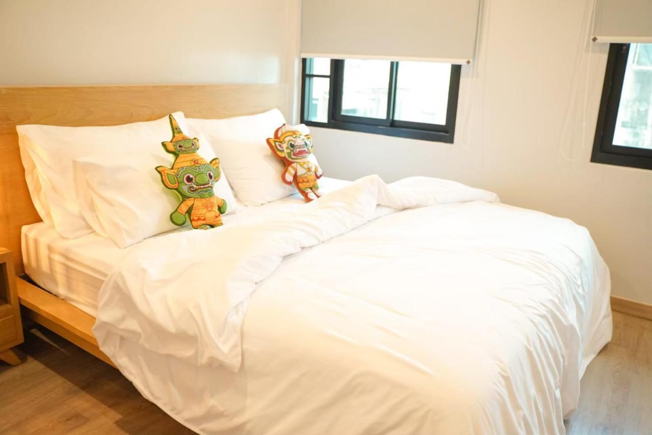 Yakthai Poshtel Bangkok Ngoại thất bức ảnh