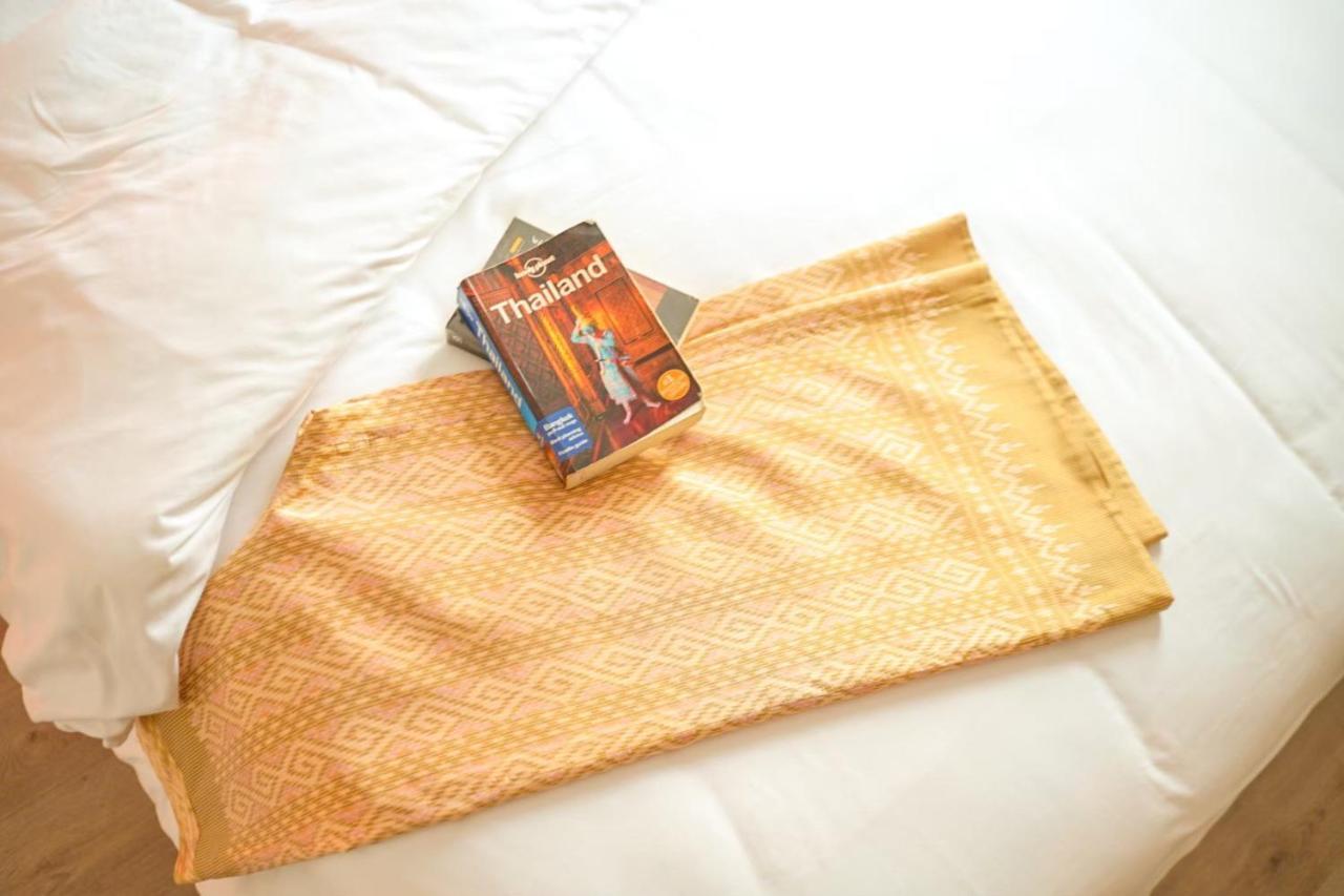 Yakthai Poshtel Bangkok Ngoại thất bức ảnh