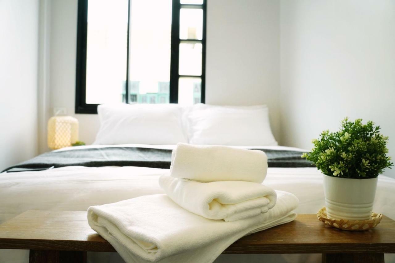 Yakthai Poshtel Bangkok Ngoại thất bức ảnh
