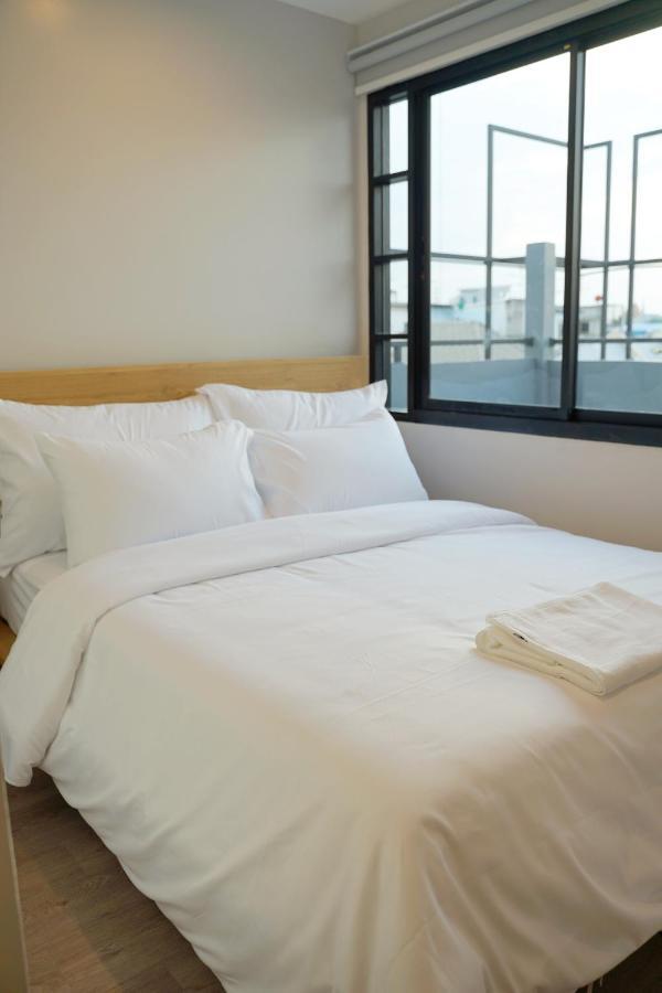 Yakthai Poshtel Bangkok Ngoại thất bức ảnh