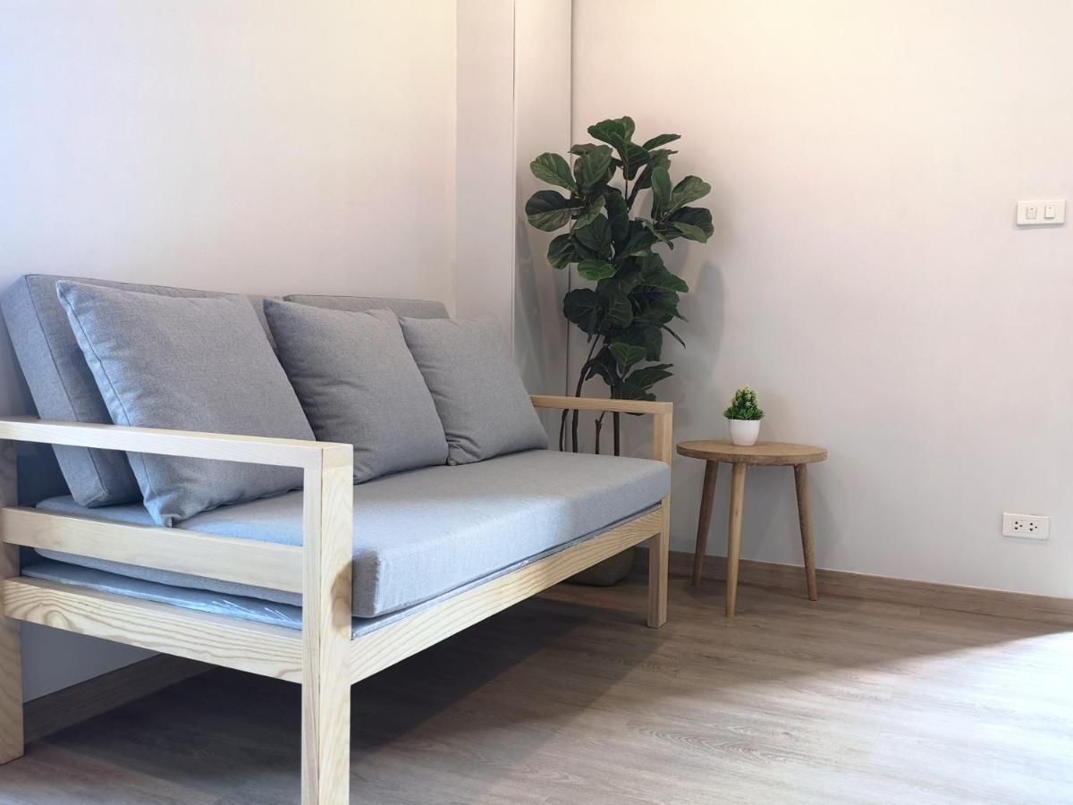 Yakthai Poshtel Bangkok Ngoại thất bức ảnh